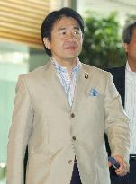 Takenaka expresses intent to delay postal privatization