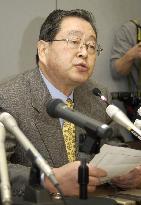 (1)Ex-lawmaker Sato arrested in pay embezzlement scandal