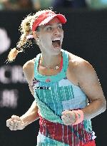 Kerber defeats Konta to reach Australian Open final