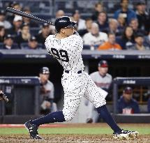 Baseball: Yankees advance to AL Division Series