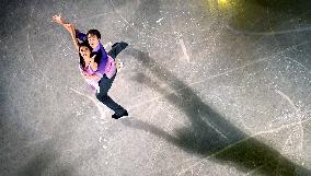 Muramoto, Reed skate in exhibition