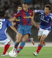 Barcelona edge Yokohama in preseason friendly