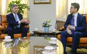 Top U.S. envoy on N. Korea meets with S. Korean official
