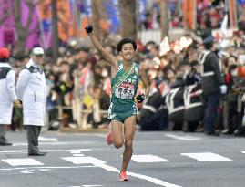 Aoyama Gakuin wins 3rd straight Tokyo-Hakone ekiden