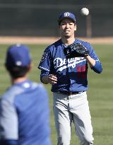 Baseball: Los Angeles Dodgers' Maeda