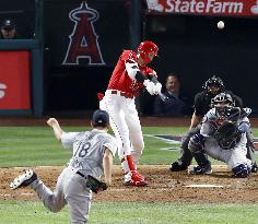 Baseball: Ohtani homers off Kikuchi