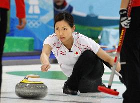 Japan curling team loses to China