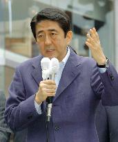 Abe ready to send suspected N. Korean refugees to S. Korea