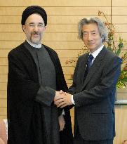 Khatami urges Japan to help peacefully resolving Iran nuclear is