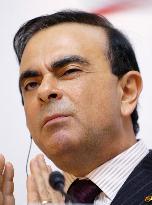 Nissan sees 1st annual net profit fall of Ghosn era in FY 2006