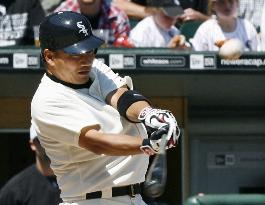 Iguchi hits two-run homer against Rangers