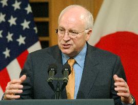 (1)Cheney gives lecture in Tokyo