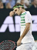 Djokovic defeats Federer en route to Australian Open final