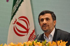 Former hard-line president gives up on next Iranian election
