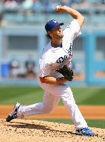 Baseball: Kershaw throws gem as Dodgers rout Padres