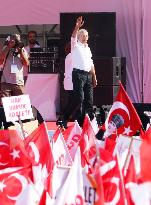 Turkey's main opposition party completes 450-km protest march