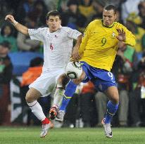 Brazil beat Chile in World Cup 2nd round