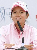 Miyazato before Women's British Open