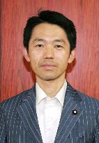 (CORRECTED)Fund scandal hits Abe's Cabinet, farm minister Akagi