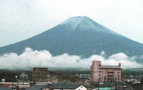 Hail falls on Mt. Fuji