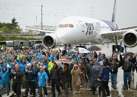 Ceremony to mark 1st Boeing 787 delivery