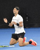 Nadal advances to Australian Open final