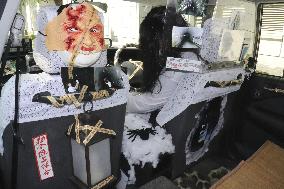 Ghost-themed taxi