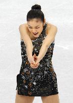 Kim Yu Na tops in short program