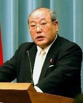 (1)Koizumi failed to pay pension dues for 11 months