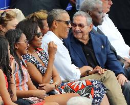 Obama, Castro attend Rays-Cuba baseball game