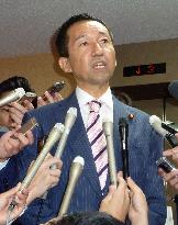 Senior vice minister to leave LDP for new party ahead of election