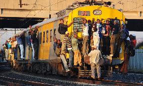 Overcrowded train ahead of World Cup