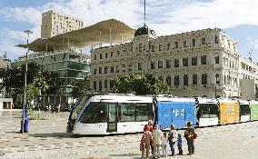 Streetcars start running in Rio de Janeiro ahead of Olympics