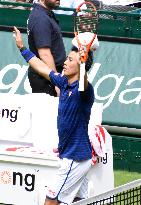 Nishikori fights back to reach Gerry Weber 2nd round