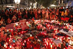 Barcelona mourns terror attack victims