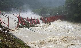 Heavy rain hits northeastern Japan