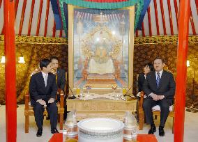 Crown prince meets Mongolian president