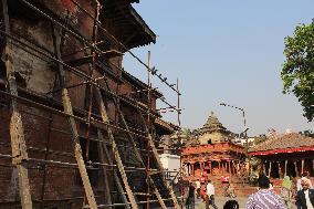 Nepal launches reconstruction of monuments 1 year after deadly quakes