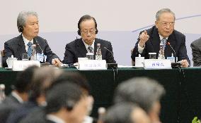 Japanese, Chinese top corporate execs discuss ways of deepening ties
