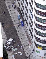 3 dead, 2 injured after car drives off parking garage in Yokosuka