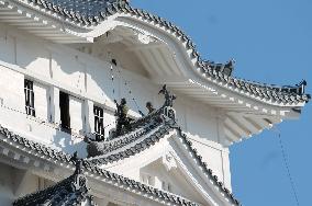Cleaning of Himeji Castle ahead of New Year