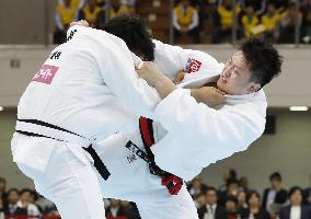 Judo: national invitational weight class championships