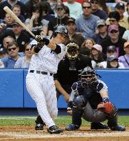 Matsui gets 2 hits as Yankees beat Mariners