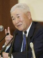 Fukui does not rule out end of ultra-loose policy in FY 2005