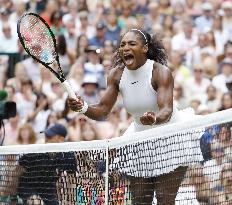 S. Williams defeats Kerber to win seventh Wimbledon title