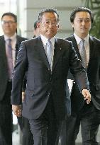 Abe reshuffles Cabinet