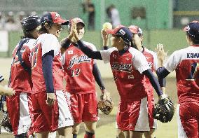 Japan blanks U.S. in 3-game series opener