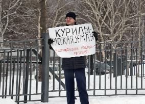 Protest against return of Russian-held islands