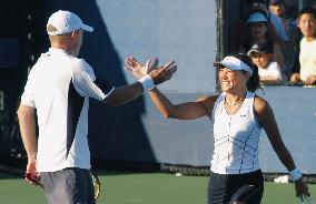 Sugiyama-Ullyett pair secure spot in mixed coubles