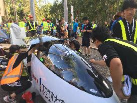 Solar cars begin 3,000-km journey through Australia